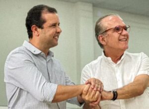 Giro Político: Com apoio de 86 prefeitos, o senador Fernando Dueire entra na luta pela reeleição
