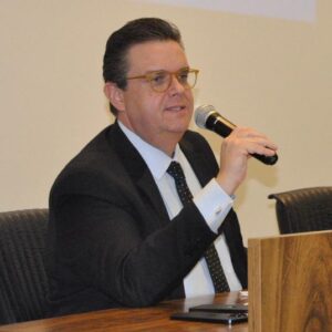 Wolney anuncia cronograma de ressarcimento a aposentados. Acordos começam esta sexta