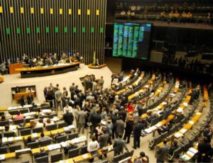 Congresso tem 30 dias para se pronunciar sobre o veto de Lula ao aumento do número de deputados