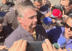 Após colocar tornozeleira eletrônica, Bolsonaro diz viver “suprema humilhação”