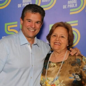 Morre Maria Cândida, mãe do ministro André de Paula