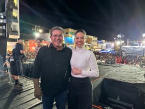 Duque comemora conquista da EscolaTécnica Estadual em Pesqueira