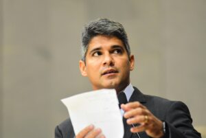 Renato Antunes diz que oposição tenta fabricar crise para desestabilizar governo Raquel , “e acaba prejudicando Pernambuco”