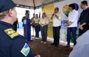 Mano Medeiros inaugura Academia para treinamento da Guarda Municipal no uso de armas