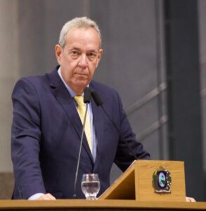 Presidente da Alepe acusa assessor do Palácio de ter postado na Internet ataques a Dani Portela