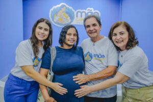 Prefeito Carlos Santana retoma núcleo do Programa Mãe Coruja em Camela