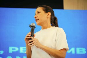 Em dia de vinda de Lula a Pernambuco, Raquel ressalta em Petrolina as parcerias com o presidente  e agradece
