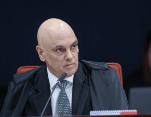 Com voto de Moraes, STF retomou  julgamento de Bolsonaro e sete aliados