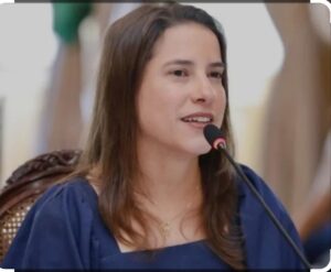 Governadora anuncia R$ 1 bi de investimentos na RMR e diz não estar pensando em eleição: “meu objetivo é trabalhar”