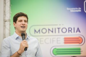 Rede Municipal do Recife inicia programa de monitoria para estudantes do 9° ano