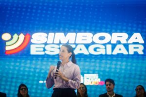 Governo de Pernambuco garante mais de 20 mil novas vagas de estágio no Estado e reajuste de 40%