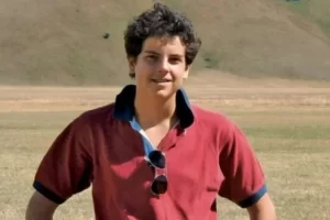 Carlo Acutis é canonizado pelo papa Leão XIV no Vaticano e se torna primeiro santo da geração millennial