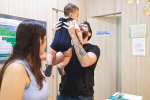 Surto de meningite B na Europa reforça alerta para sintomas, tratamento e a importância da vacinação