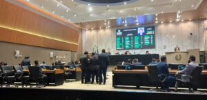 Por 29 votos a 10 Alepe aprova vetos da governadora Raquel Lyra à Lei Orçamentária Anual