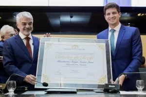 Humberto Costa indica apoio do PT a João Campos e diz que decisão será formalizada no sábado